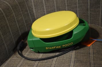 Main image John Deere StarFire 7000