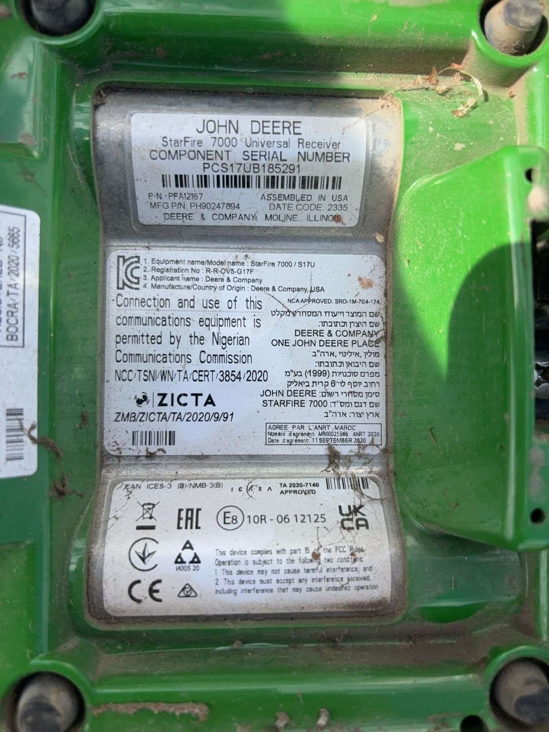 Image of John Deere StarFire 7000 Image 1