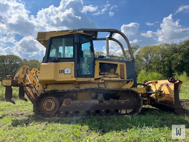 Image of John Deere 700J LT equipment image 2