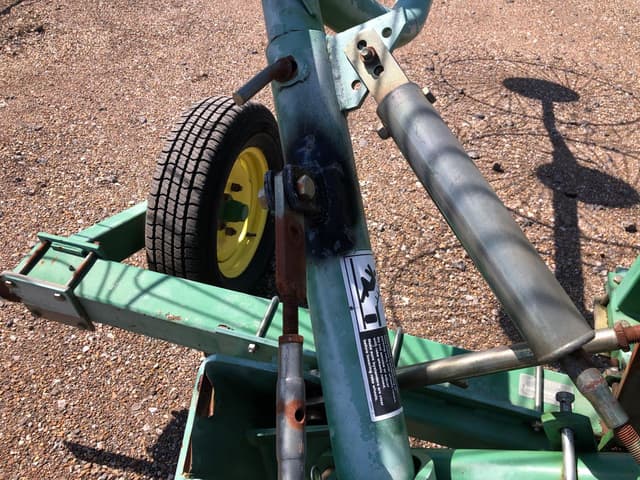 Image of John Deere 702 equipment image 4