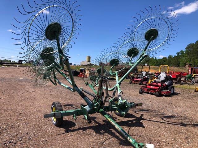 Image of John Deere 702 equipment image 1