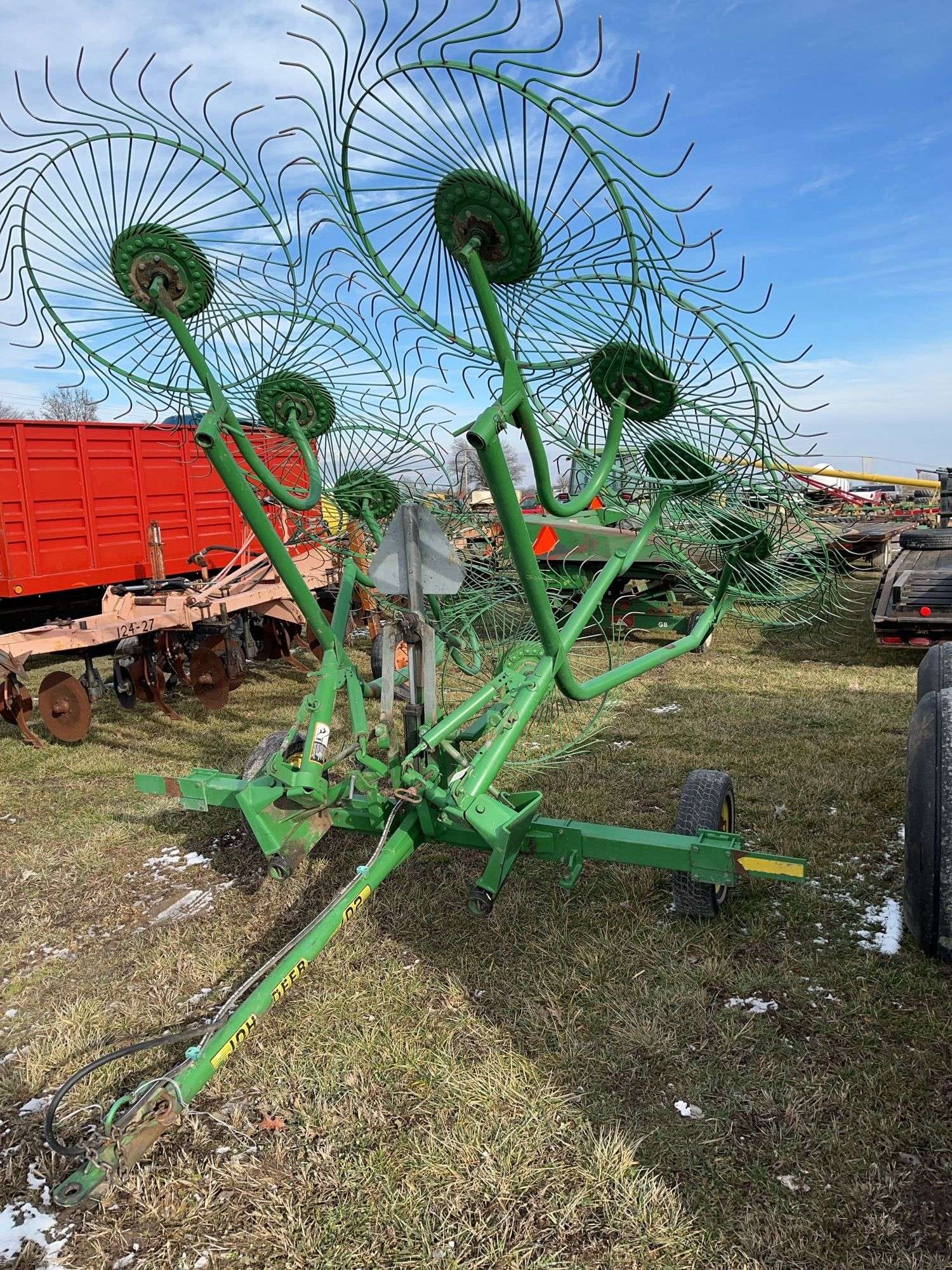 John Deere 702 Equipment Image0