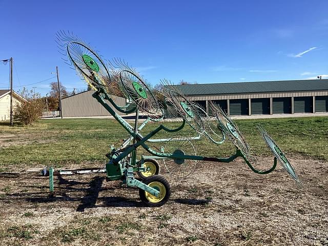 Image of John Deere 702 equipment image 1