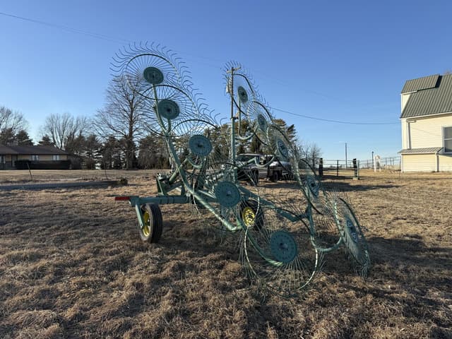 Image of John Deere 702 equipment image 1