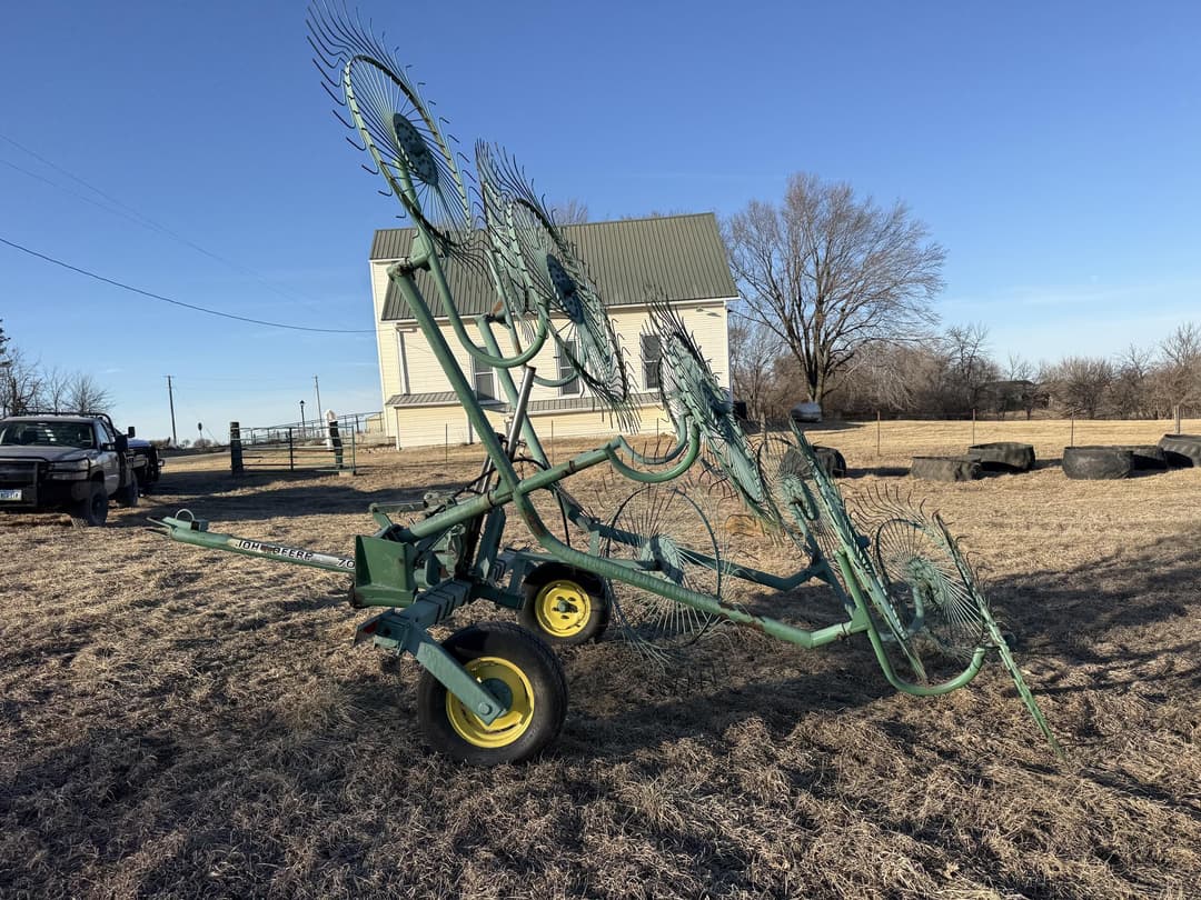 Image of John Deere 702 Primary image