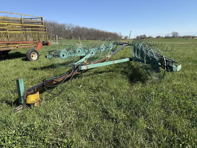 Image of John Deere 702 equipment image 1