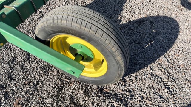 Image of John Deere 702 equipment image 4