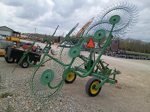 Image of John Deere 702 equipment image 4