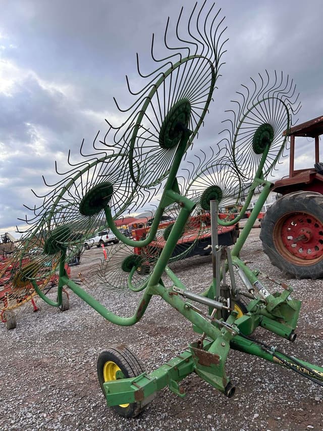 Image of John Deere 702 equipment image 4