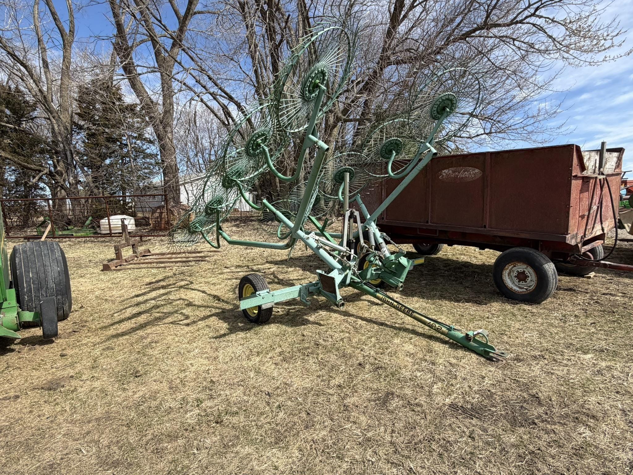 John Deere 702 Equipment Image0