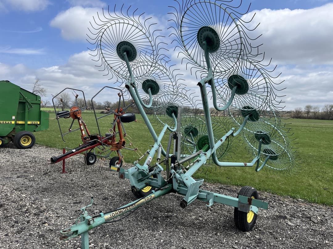 Image of John Deere 702 Primary image