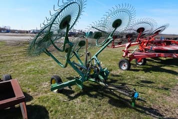 Main image John Deere 702