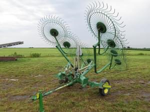 John Deere 702 Image