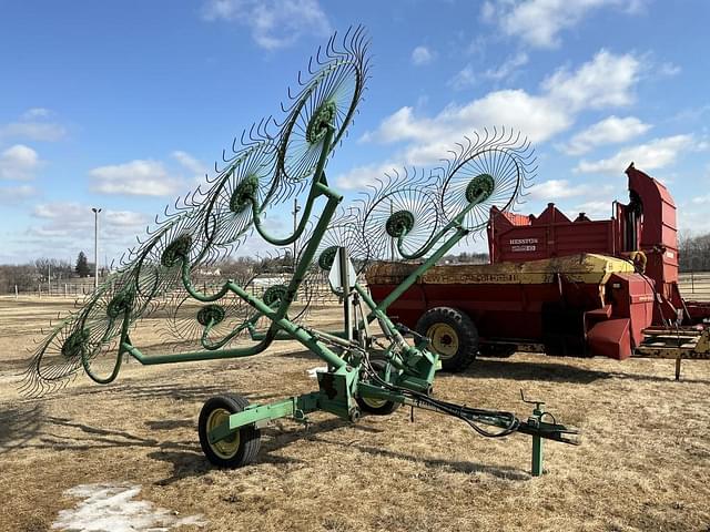 Image of John Deere 702 equipment image 1