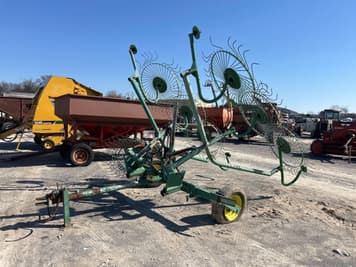 Main image John Deere 702