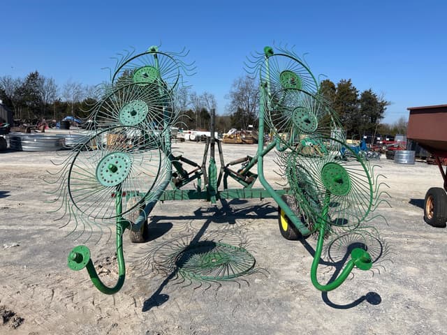 Image of John Deere 702 equipment image 2