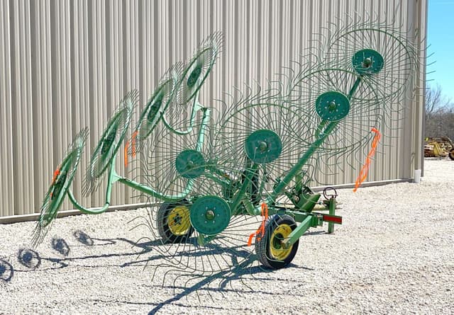 Image of John Deere 702 equipment image 4