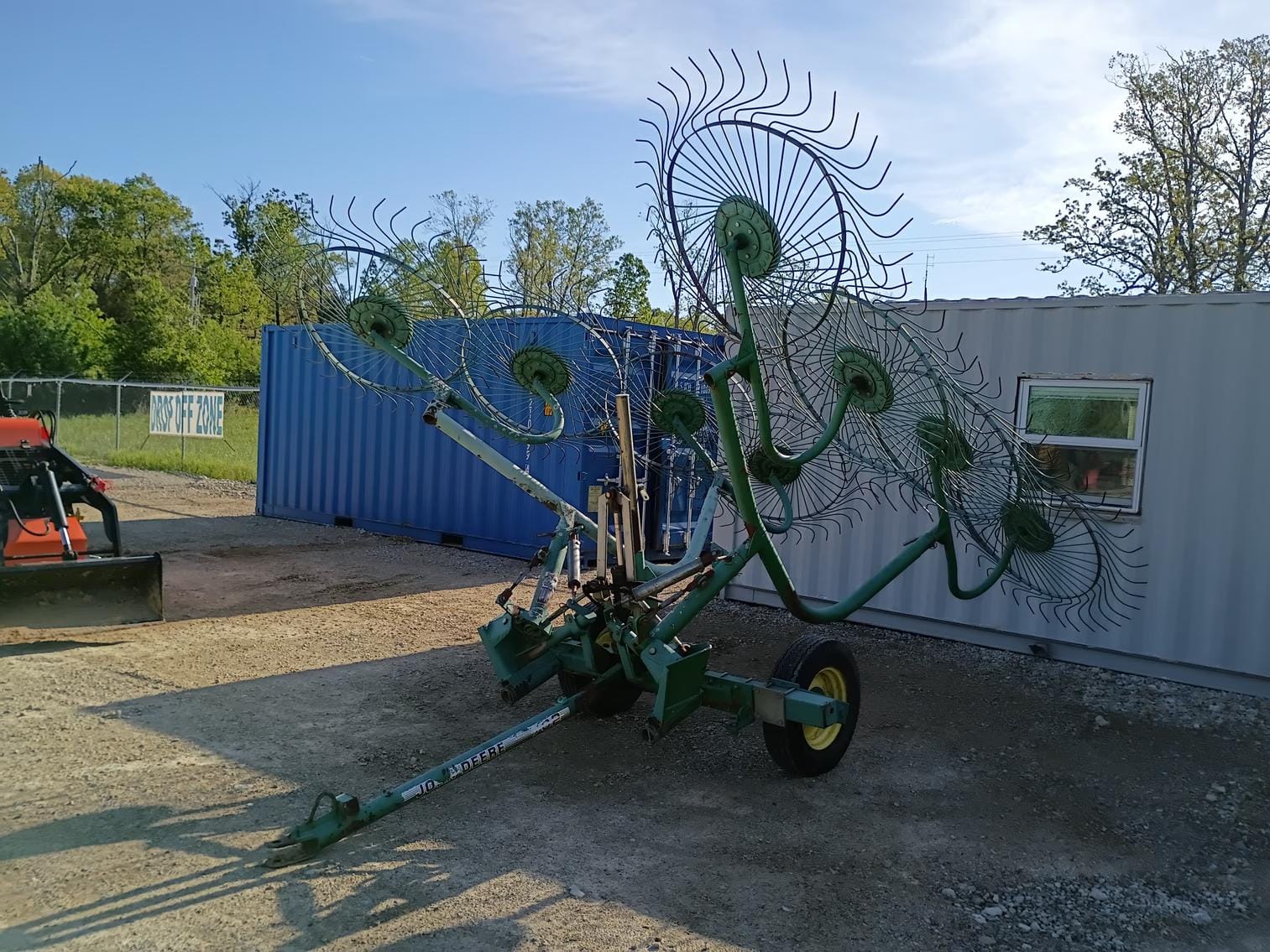 John Deere 702 Equipment Image0