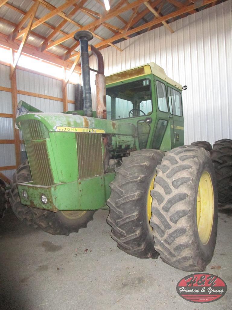 Image of John Deere 7020 Primary image