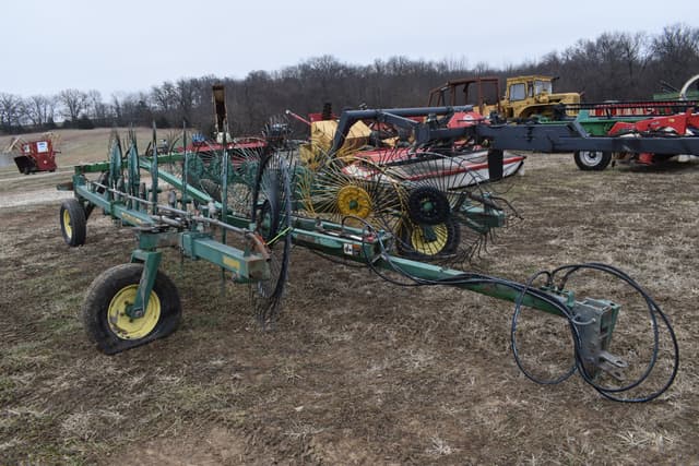 Image of John Deere 704 equipment image 2
