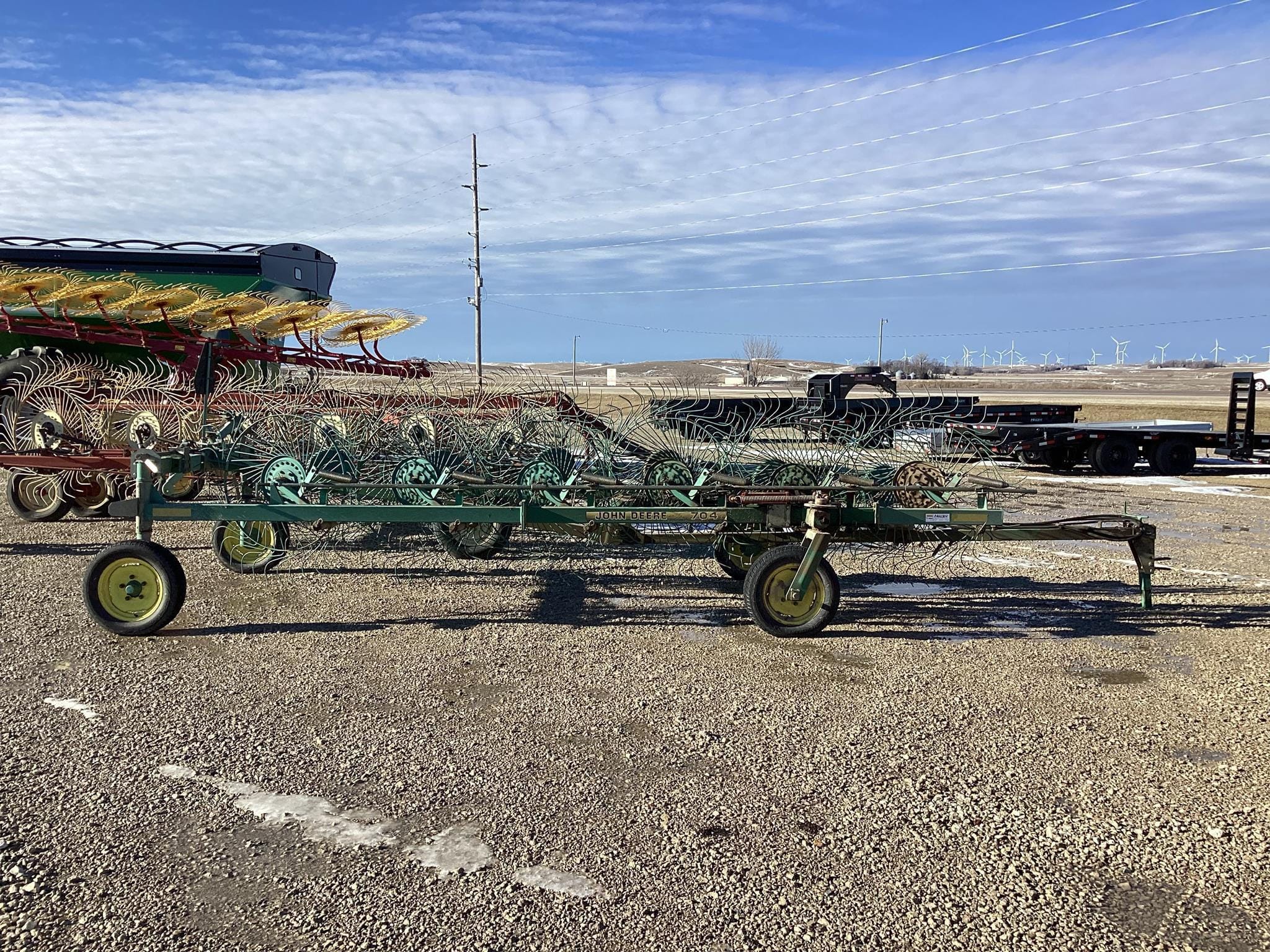 John Deere 704 Equipment Image0