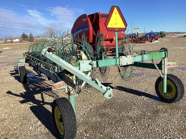 Image of John Deere 704 equipment image 2