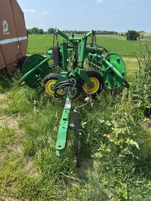 Image of John Deere 705 equipment image 2