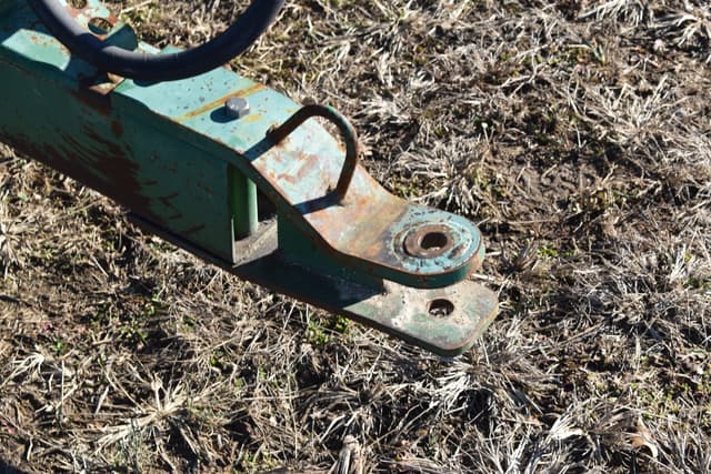 Image of John Deere 705 equipment image 3