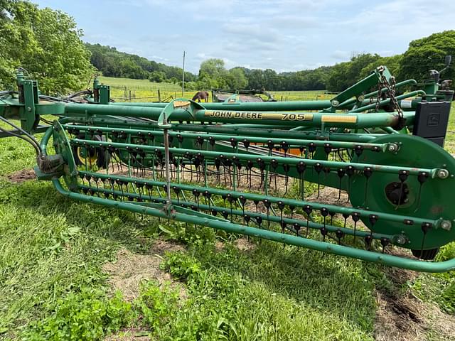 Image of John Deere 705 equipment image 2