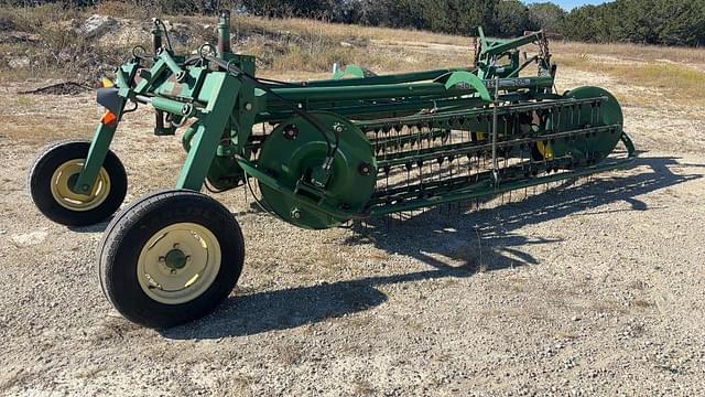 Image of John Deere 705 equipment image 2