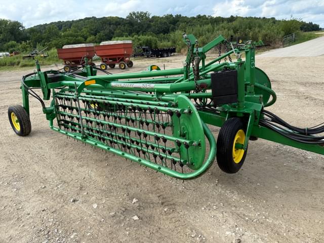 Image of John Deere 705 equipment image 4