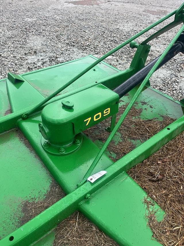 Image of John Deere 709 equipment image 4