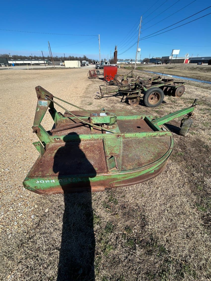 Image of John Deere 709 Image 1