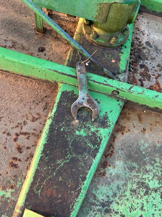 Image of John Deere 709 equipment image 4