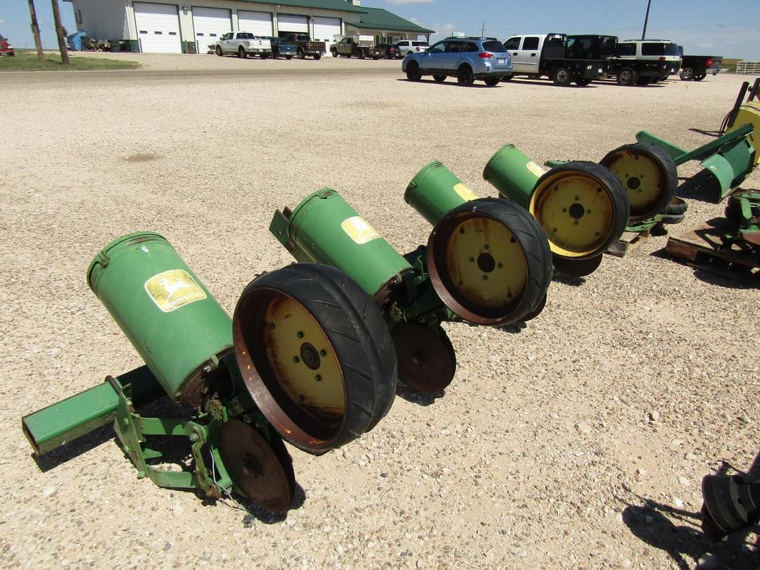 Image of John Deere 71 Primary image