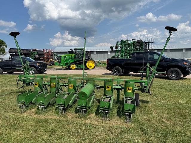 Image of John Deere 71 equipment image 1