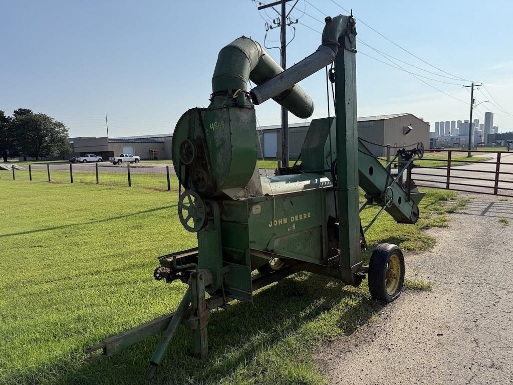 Image of John Deere 71 Primary image