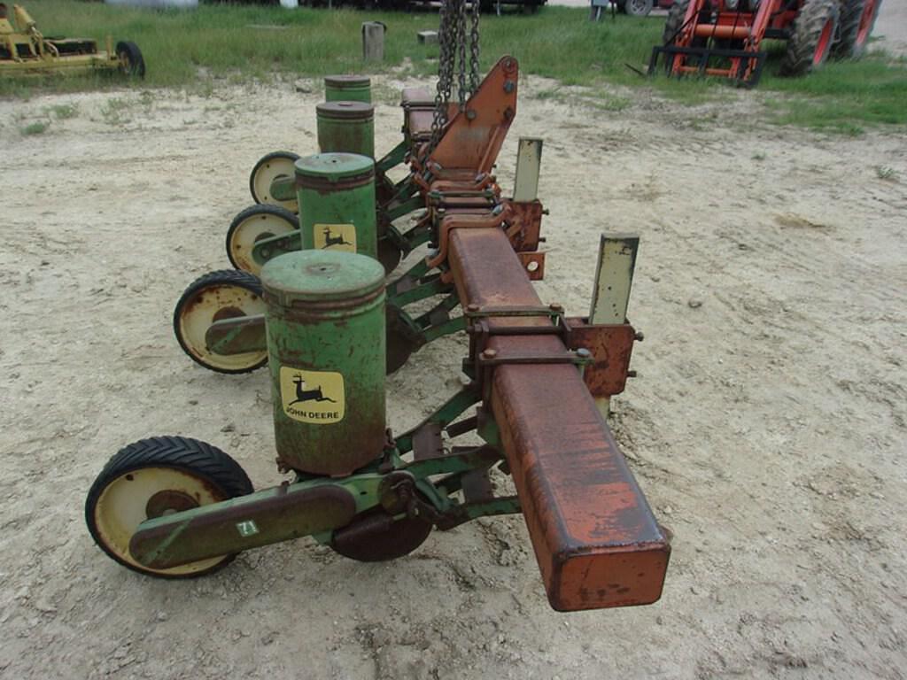 John Deere 71 Planting Planters for Sale Tractor Zoom