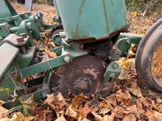 Image of John Deere 71 equipment image 3