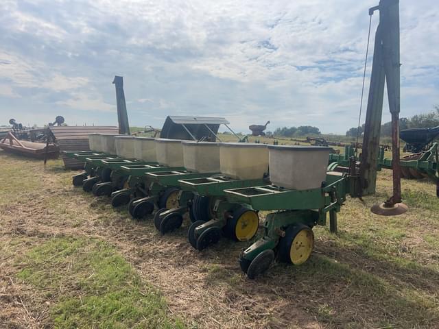 Image of John Deere 7100 equipment image 3