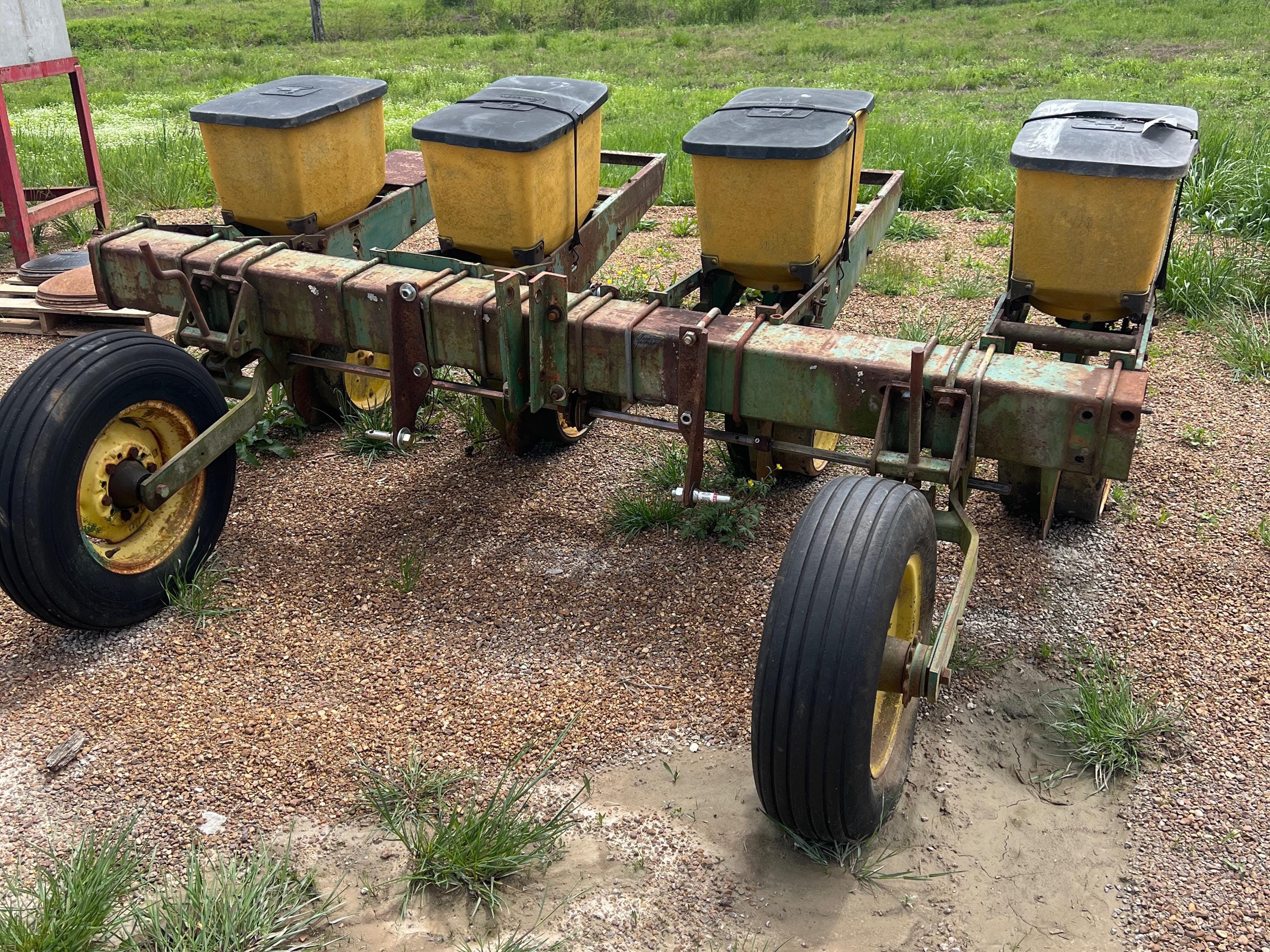 Main image John Deere 7100