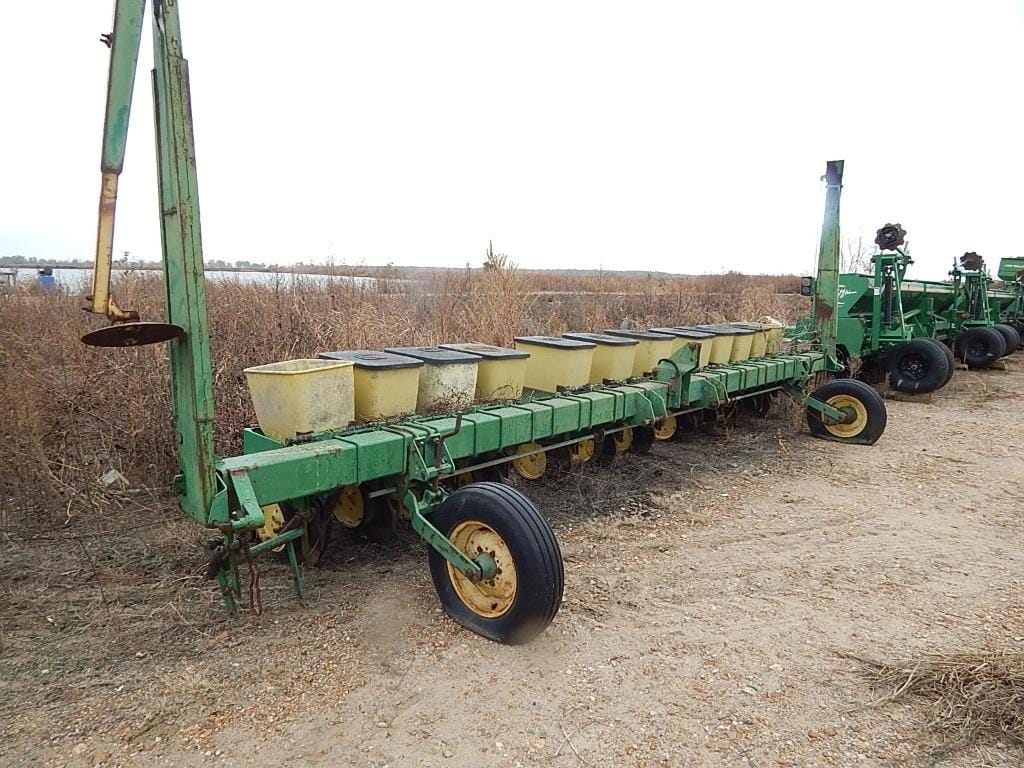 Main image John Deere 7100