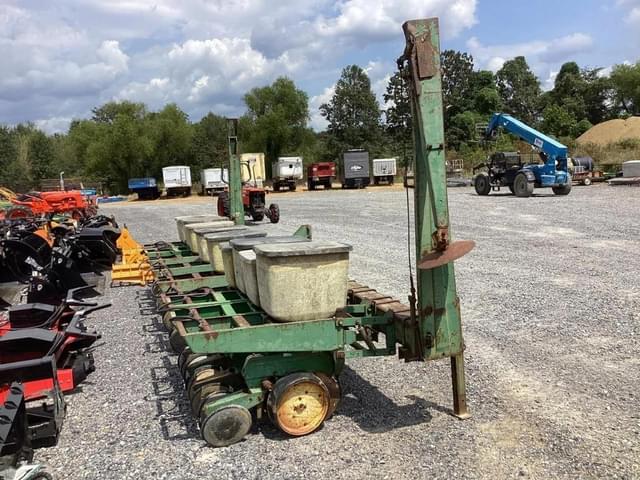 Image of John Deere 7100 equipment image 3
