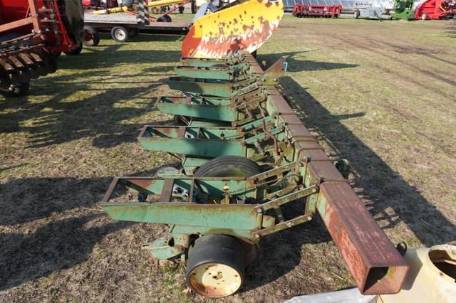 Image of John Deere 7100 equipment image 3