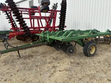 Main image John Deere 712