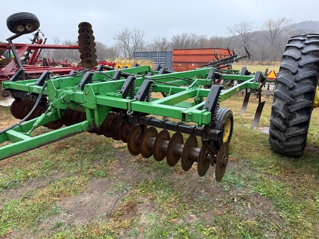 Image of John Deere 712 equipment image 2