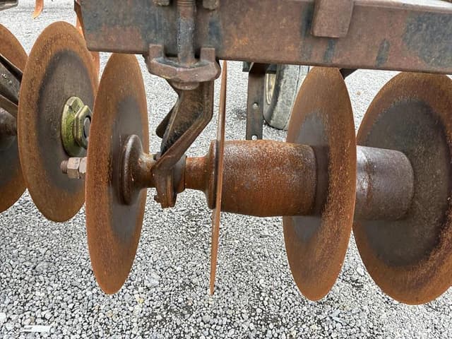 Image of John Deere 712 equipment image 4