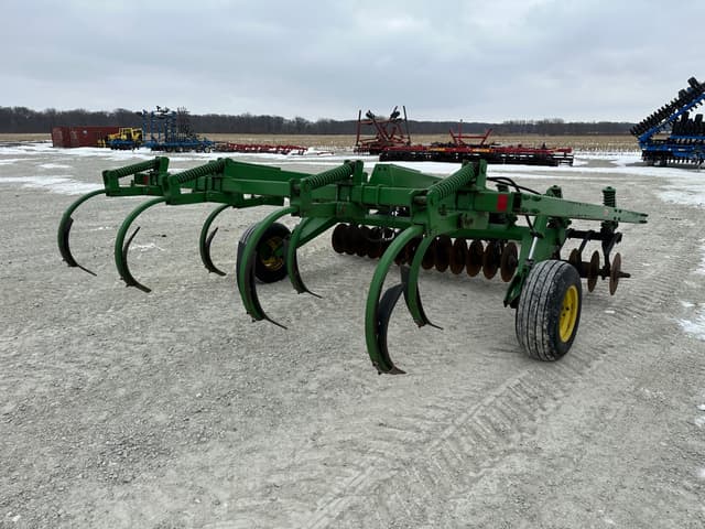 Image of John Deere 712 equipment image 4