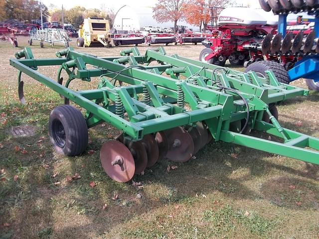 Image of John Deere 712 equipment image 2