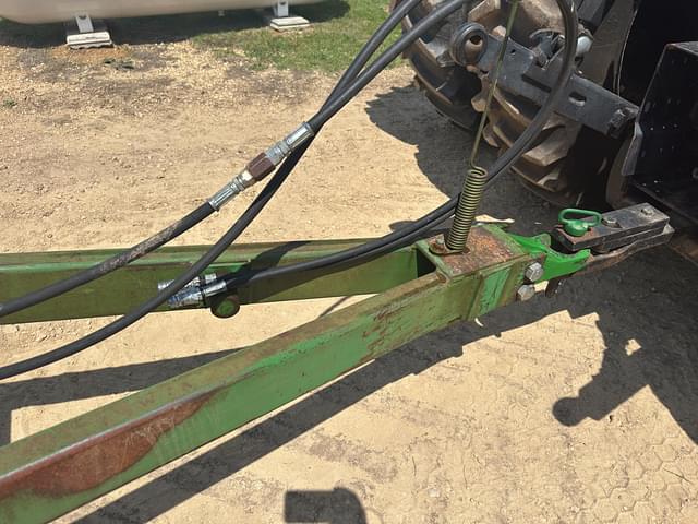 Image of John Deere 712 equipment image 2